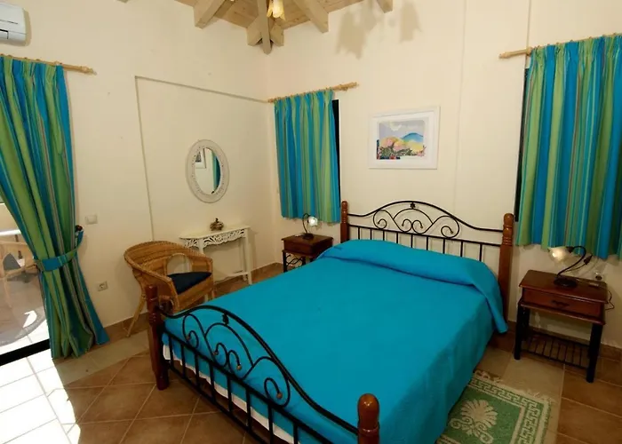 Dafni アパート *