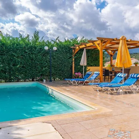 Dafni Apartament