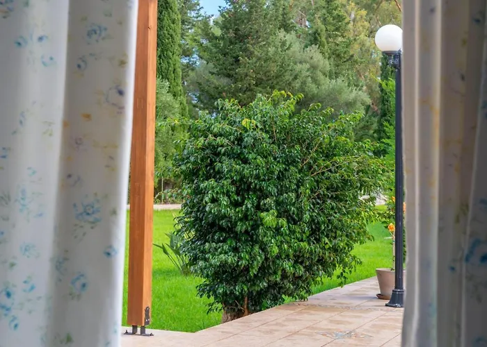 Dafni Apartament